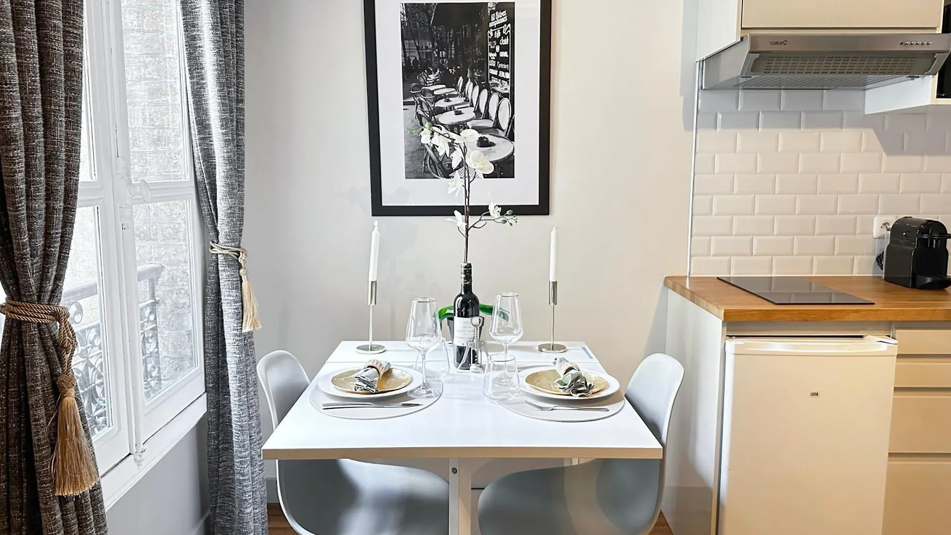 Unique Flat Near Louvre & Palais Royal